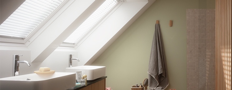 Itzala Venetian Blinds for VELUX Roof Windows Popular Colours and Sizes 